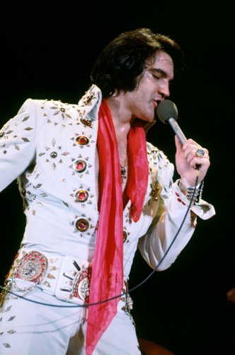 Elvis on Tour